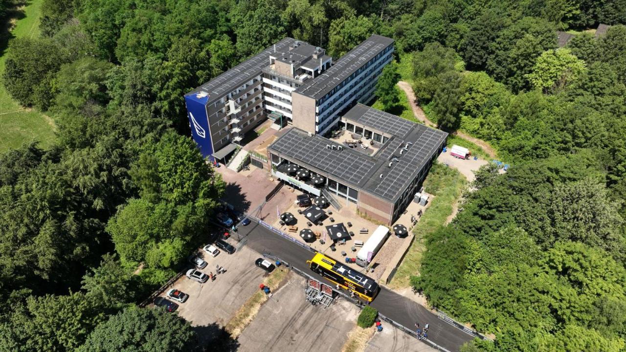 The Tower Sportshostel Сіттард Екстер'єр фото